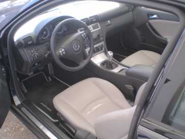 相片: 出售 汽车 MERCEDES - Classe C