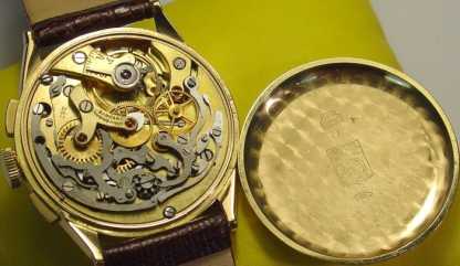 相片: 出售 手表 人 - UNIVERSAL GENEVE - UNIVERSAL GENEVE