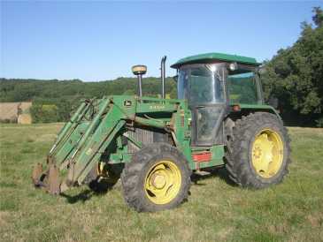 相片: 出售 农业车 JOHN DEERE - JOHN DEERE + CHARGEUR 2650 TBE