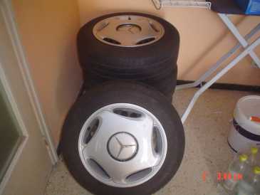 相片: 出售 零件和辅助部件 MERCEDES BENZ - 205/60/16