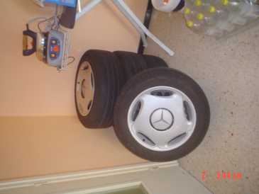 相片: 出售 零件和辅助部件 MERCEDES BENZ - 205/60/16