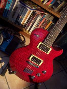 相片: 出售 吉他和其它弦乐器 YAMAHA - YAMAHA AES620