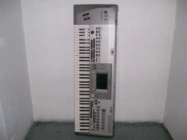 相片: 出售 钢琴和合成器 YAMAHA