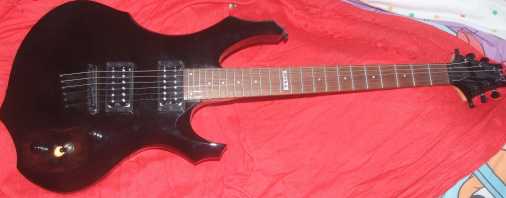 相片: 出售 吉他和其它弦乐器 LTD ESP - LTD ESP F50 BLACK