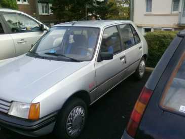 相片: 出售 汽车 PEUGEOT - 205
