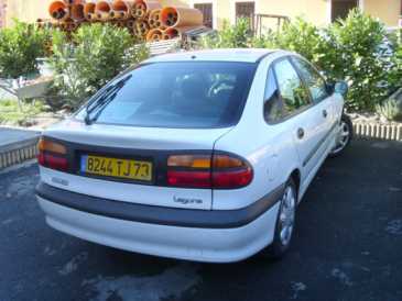 相片: 出售 汽车 RENAULT - Laguna