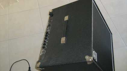相片: 出售 放大器 AMPEG - BA-115T