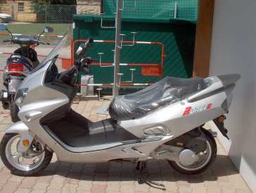 相片: 出售 滑行车 250 cc - JONWAY - RANGER