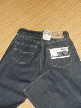 相片: 出售 衣物 妇女 - PEPE JEANS