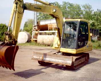 相片: 出售 机器 KOMATSU - PC 60