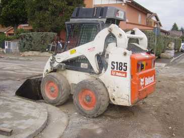 相片: 出售 机器 BOBCAT - S185