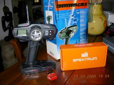 相片: 出售 其他人 HITEC SPEKTRUM