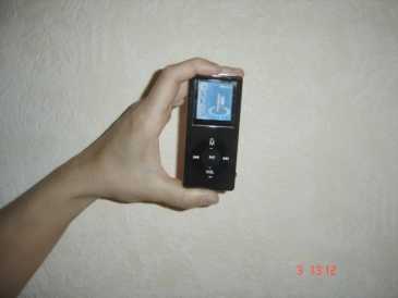 相片: 出售 MP3 播放器 GENERIQUE - LECTEUR MP3 MP4 2GO NEUF TAILLE IPOD NANO
