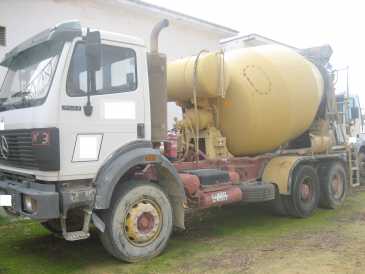 相片: 出售 机器 IVECO