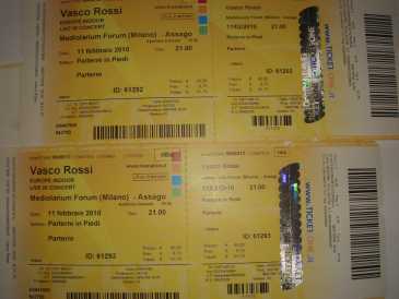 相片: 出售 音乐会票 CONCERTO VASCO ROSSI - MILANO