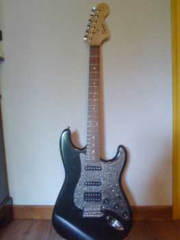 相片: 出售 吉他和其它弦乐器 SQUIER BY FENDER - SQUIER STRAT BY FENDER AFFINITY SERIES