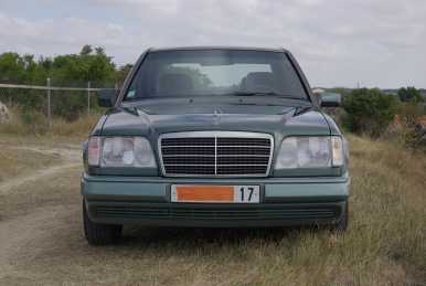 相片: 出售 汽车 MERCEDES - Classe E