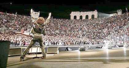 相片: 出售 音乐会票 CONCERTO LUCIANO LIGABUE - ARENA DI VERONA