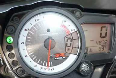 相片: 出售 摩托车 600 cc - SUZUKI - GSX R