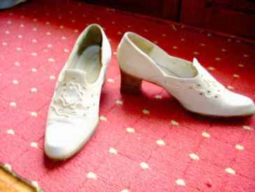 相片: 出售 衣物 妇女 - SAN MARINA - CHAUSSURES