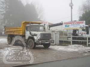 相片: 出售 卡车和公共事业 IVECO - 330.30