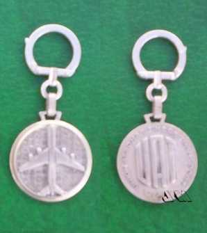 相片: 出售 蚕豆、kinders 、杉木和钥匙囤户 SUPERBE PORTE-CLEF AUGIS