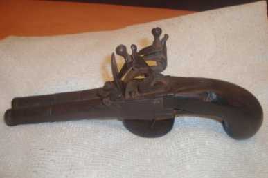 相片: 出售 其它艺术对象 PISTOLET 19E SIECLE