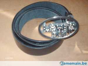 相片: 出售 衣物 人 - LEVIS - CEINTURE CUIR