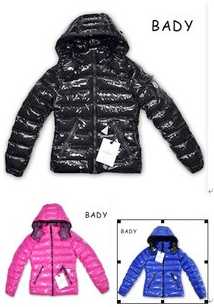 相片: 出售 衣物 妇女 - MONCLER BADY - MONCLER BADY