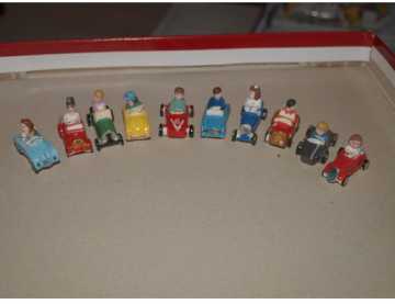 相片: 出售 蚕豆、kinders 、杉木和钥匙囤户 FEVE DE VOITURE A PEDALE