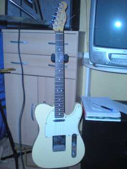 相片: 出售 吉他和其它弦乐器 FENDER TELECASTER - TELECASTER STANDARD USA 1990
