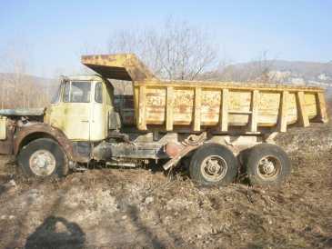 相片: 出售 卡车和公共事业 BERLIET - GLM