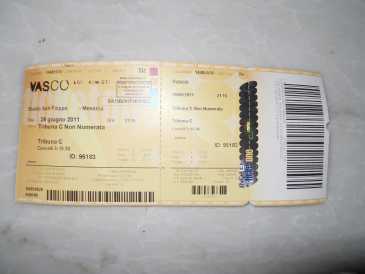 相片: 出售 音乐会票 CONCERTO VASCO MESSINA 2011 - MESSINA STADIO SAN FILIPPO