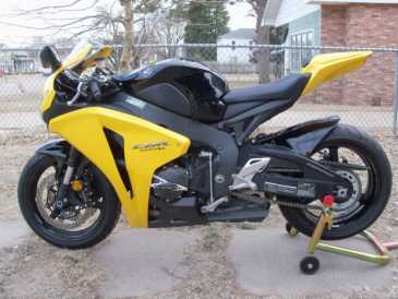 相片: 出售 摩托车 1000 cc - HONDA - CBR 1000RR