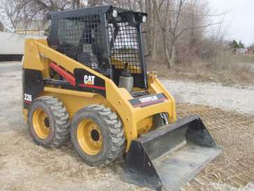 相片: 出售 卡车和公共事业 CATERPILLAR - 226