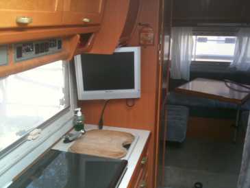 相片: 出售 有蓬卡车和拖车 HYMER - 660 MERCEDES