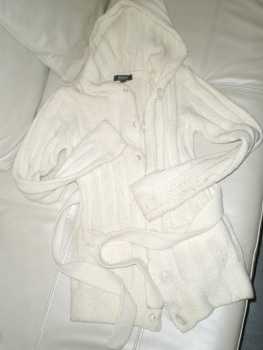 相片: 出售 衣物 妇女 - JENNYFER - VESTE EN LAINE AVEC CAPUCHE