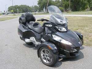 相片: 出售 摩托车 270 cc - CAN-AM - SPYDER RT-S SE5