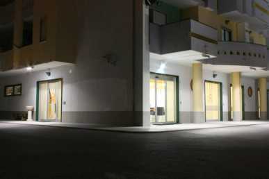 相片: 出售 其他人 400 m2