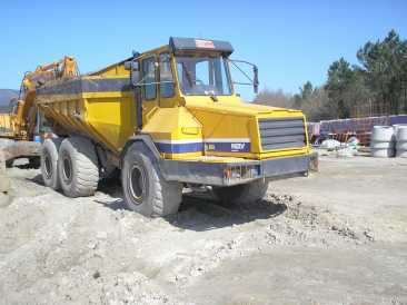 相片: 出售 卡车和公共事业 KOMATSU - KOMASUT