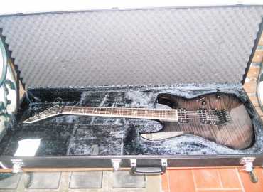 相片: 出售 吉他和其它弦乐器 ESP LTD DELUXE M-1000 - ESP LTD DELUXE M-1000