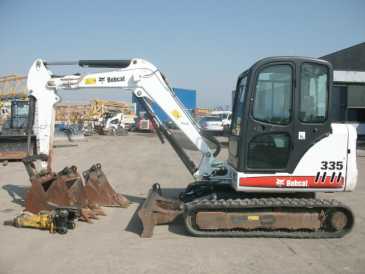 相片: 出售 机器 BOBCAT - 335