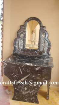 相片: 出售 装饰 LAVABO NOIR EN MARBRE FOSSILISE RISSANI - LAVABO NOIR EN MARBRE FOSSILISE ERFOUD