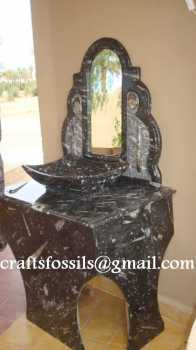 相片: 出售 装饰 LAVABO NOIR EN MARBRE FOSSILISE RISSANI - LAVABO NOIR EN MARBRE FOSSILISE ERFOUD