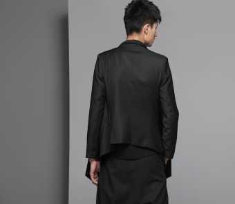 相片: 出售 衣物 人 - VANTOUCH FASHION - VANTOUCH BLAZER