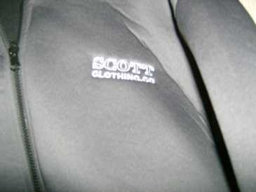 相片: 出售 衣物 人 - SCOTT - BLOUSON