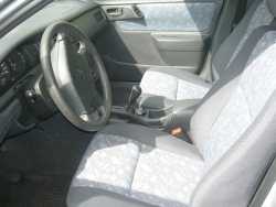 相片: 出售 汽车 TOYOTA - Carina E