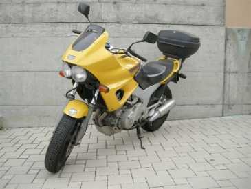 相片: 出售 摩托车 850 cc - YAMAHA - TDM