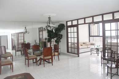 相片: 出售 2 间卧室公寓 180 m2