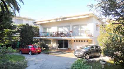 相片: 出售 大房子 250 m2